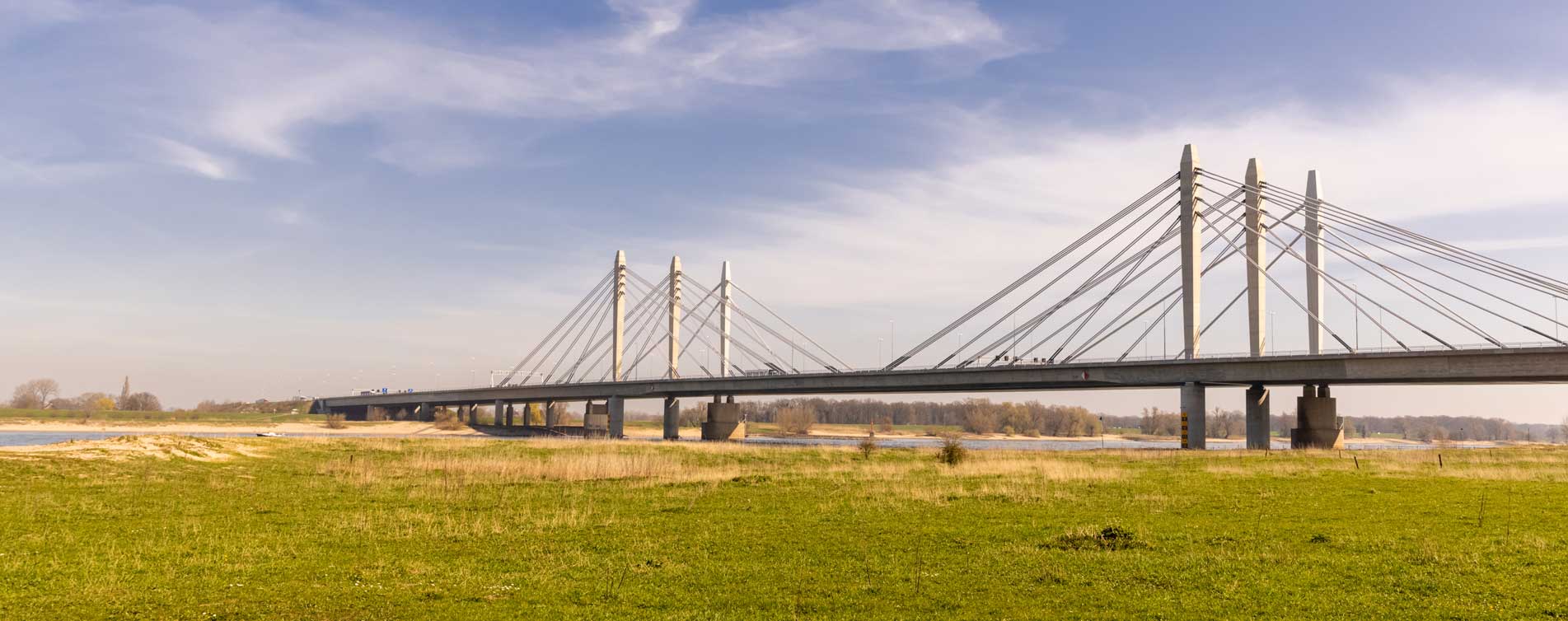 Tacitus brug bij Ewijk - Hock Assurantiën