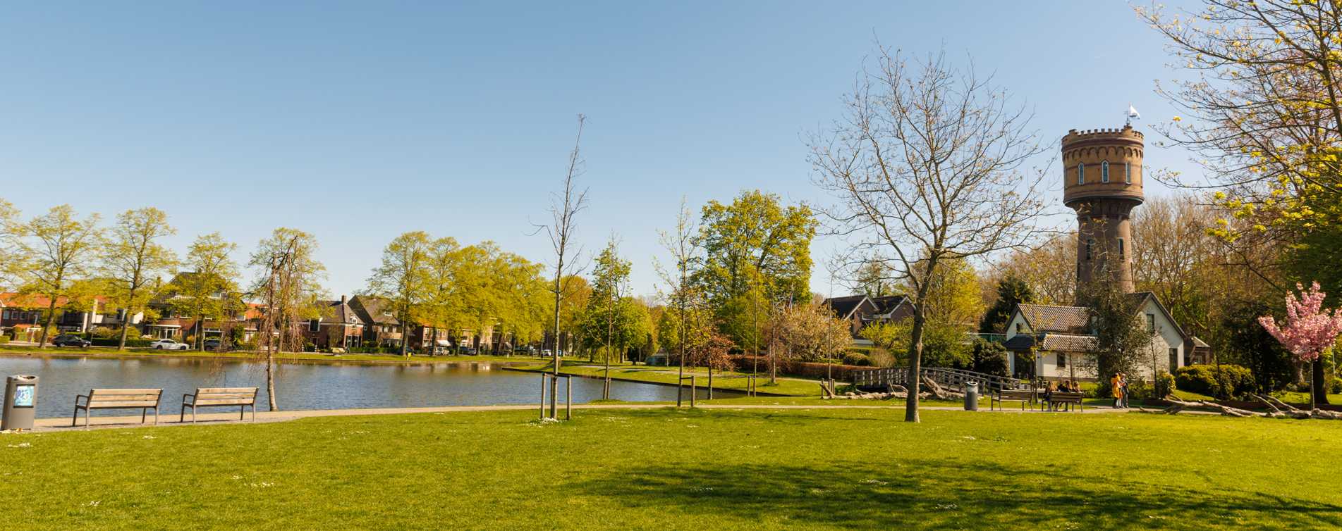 Watertoren en vijver in Woerden - omgeving De Bruijn Adviesgroep