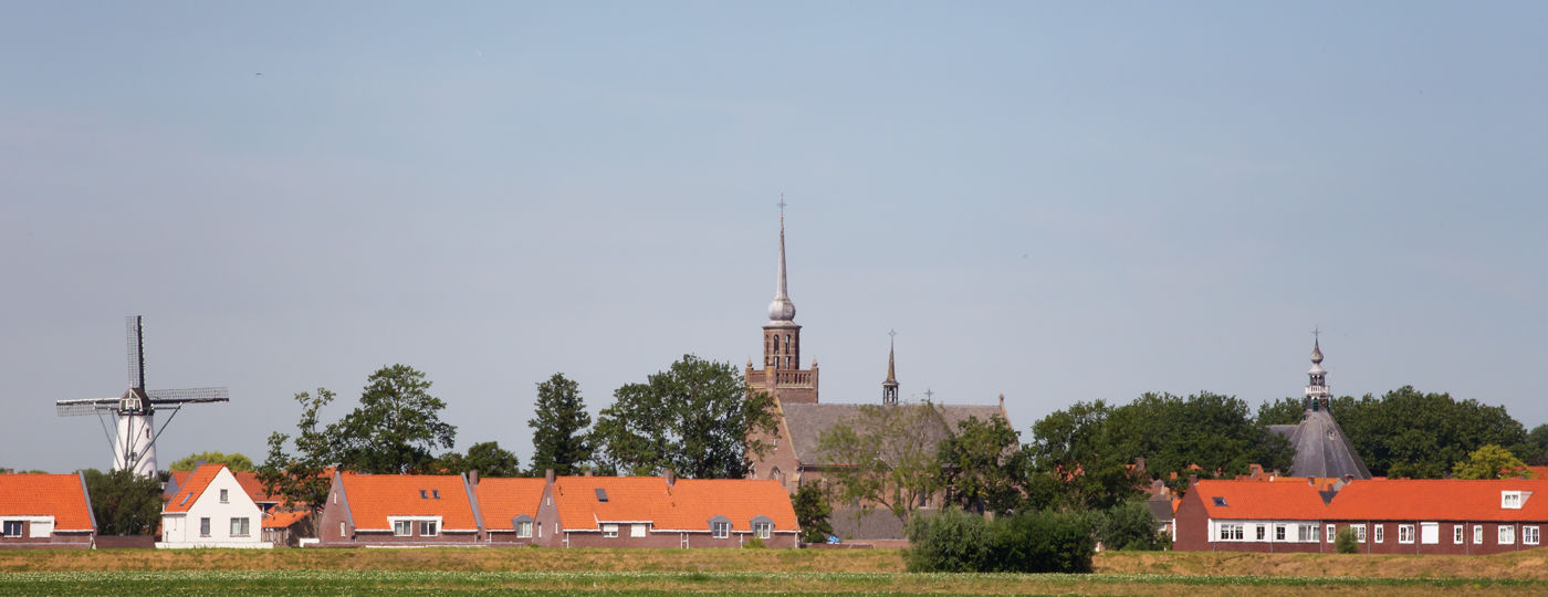 De omgeving van Financiële Diensten Hoofdplaat-IJzendijke, RegioBank in IJzendijke